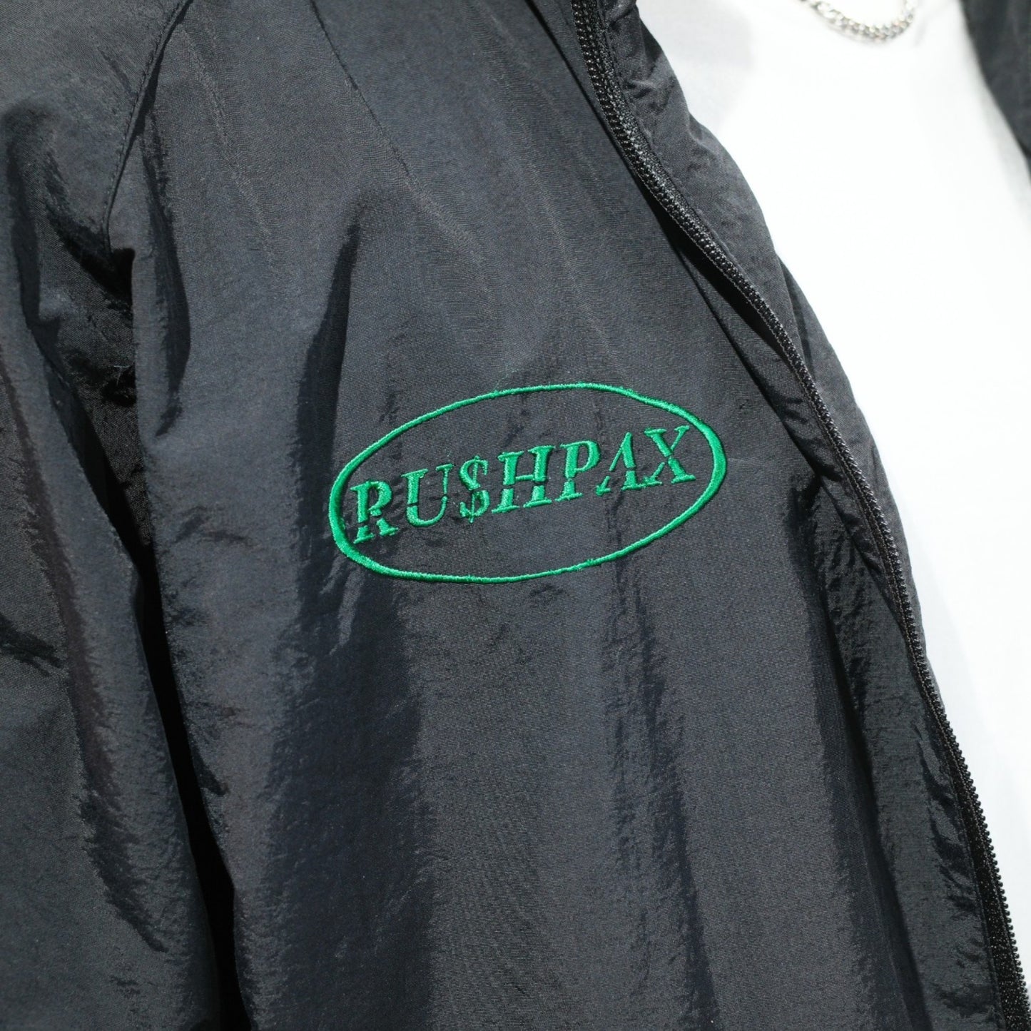LRP EMBLEM TRACK TOP